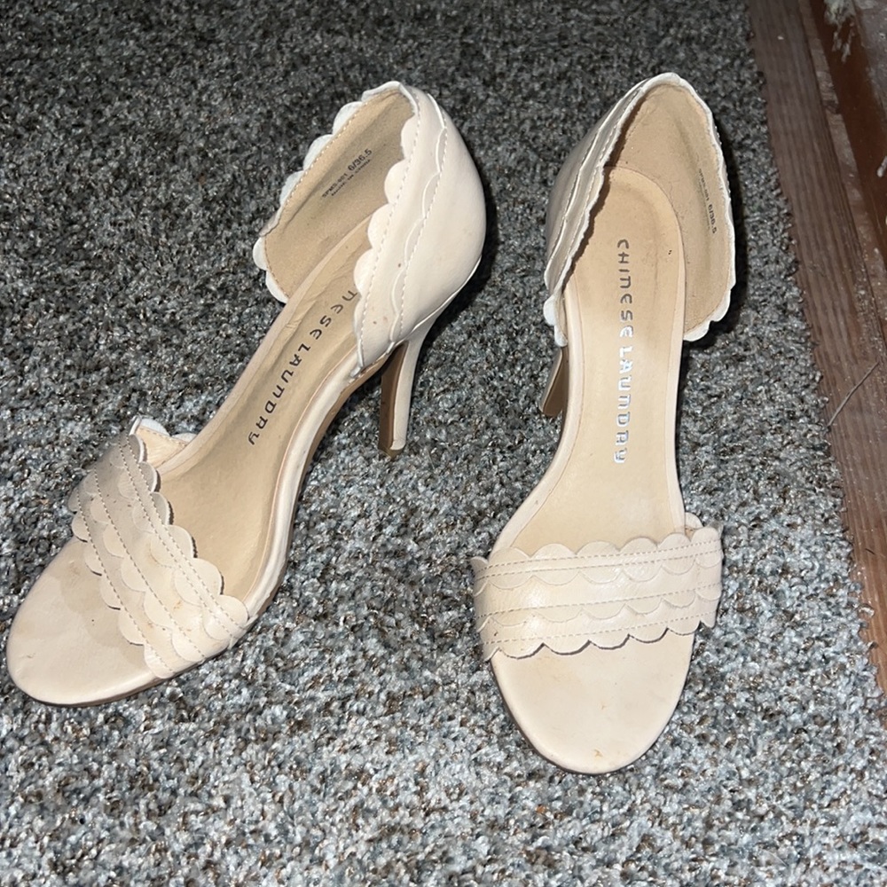 chinese laundry low heels